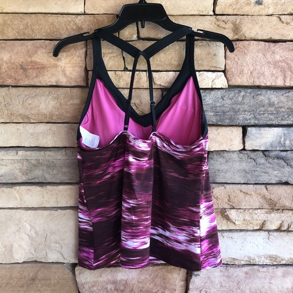 Nike Women’s Blur V-Neck Tankini Swimsuit Top Pink Adjustable Straps Large NWT - Picture 2 of 8